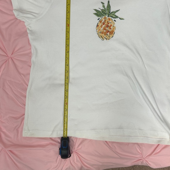 White Pineapple Graphic Tee - Picture 5 of 6